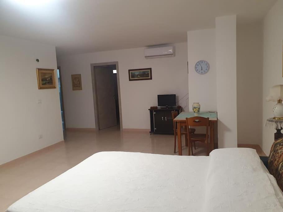 Casa Vacanza Nonna Lina Rosolini Luaran gambar